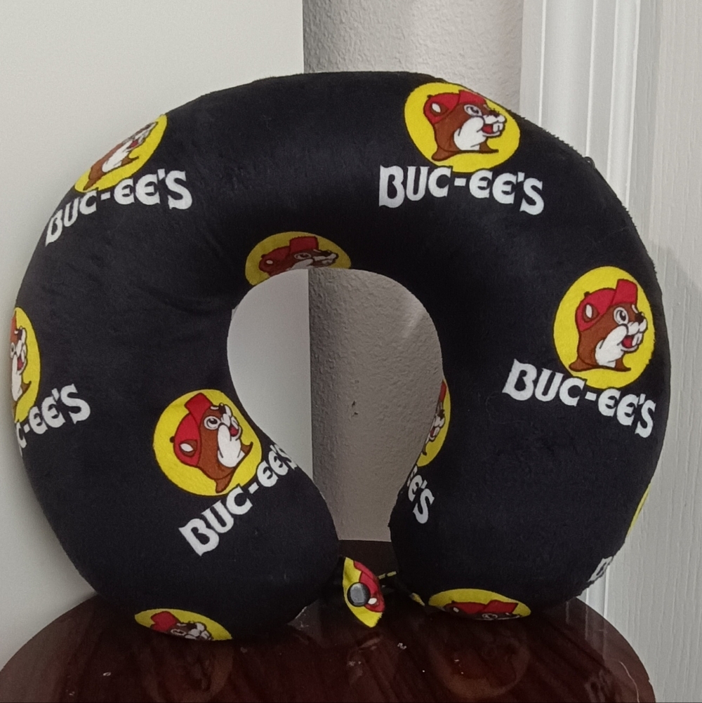 BUC-EES Beaver Logo Print Memory Foam Neck Travel Pillow Road Plane Trip Bucees
